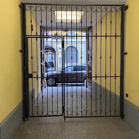 Spacious & Elegant Apartment Near Corso Como - Maroncelli Milan Bagian luar foto