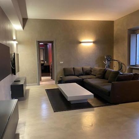 Spacious & Elegant Apartment Near Corso Como - Maroncelli Milan Bagian luar foto