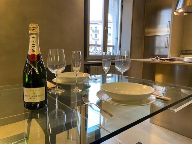 Spacious & Elegant Apartment Near Corso Como - Maroncelli Milan Bagian luar foto