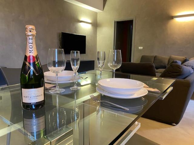 Spacious & Elegant Apartment Near Corso Como - Maroncelli Milan Bagian luar foto